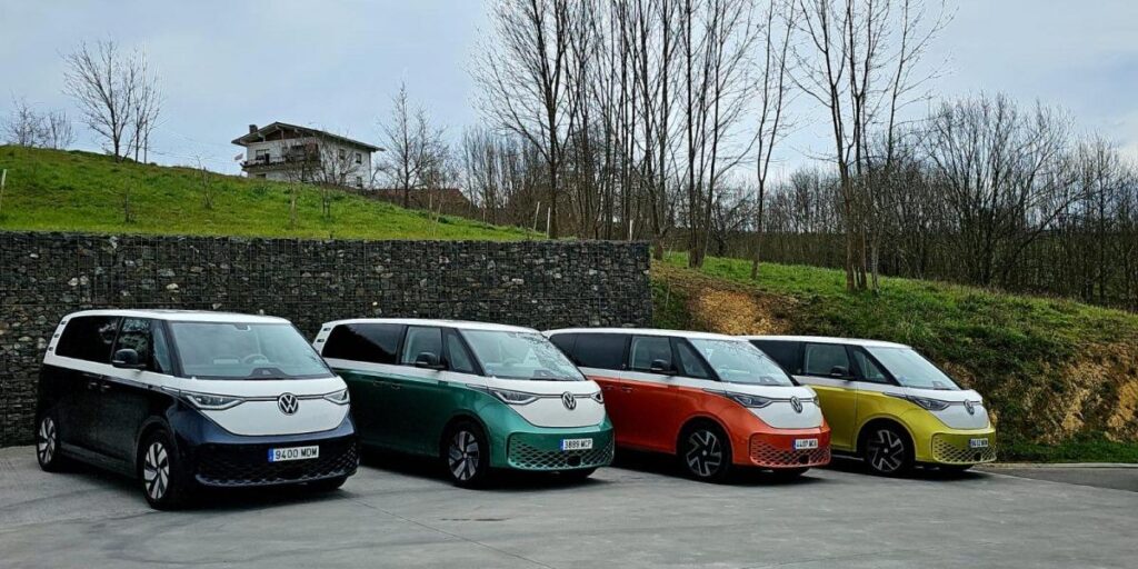 VW ID. Buzz, un turismo eléctrico vestido de furgoneta icónica