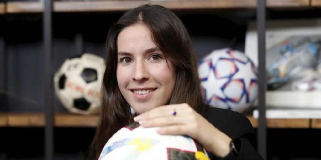 Vero Codina: "Hace falta estudiar más el tema hormonal de las futbolistas"