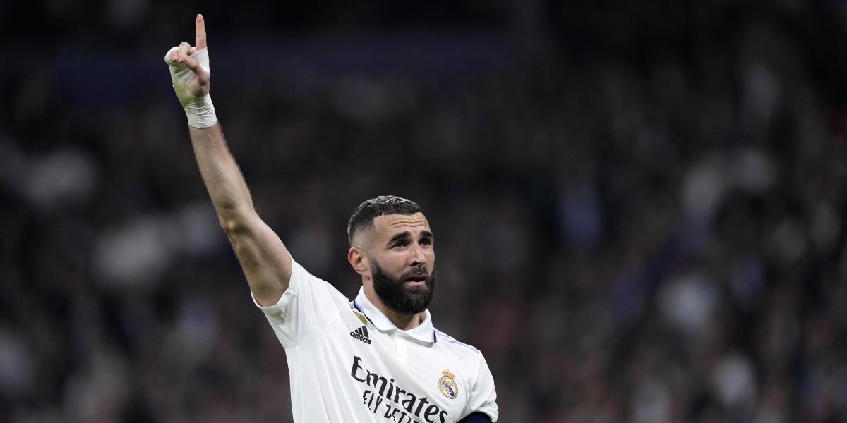 Vinicius le regala el gol a un Benzema que se lesiona