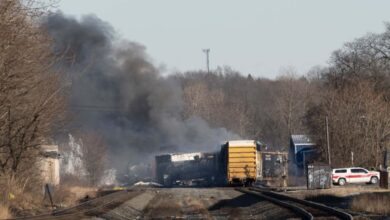 el trauma persiste después del descarrilamiento de un tren