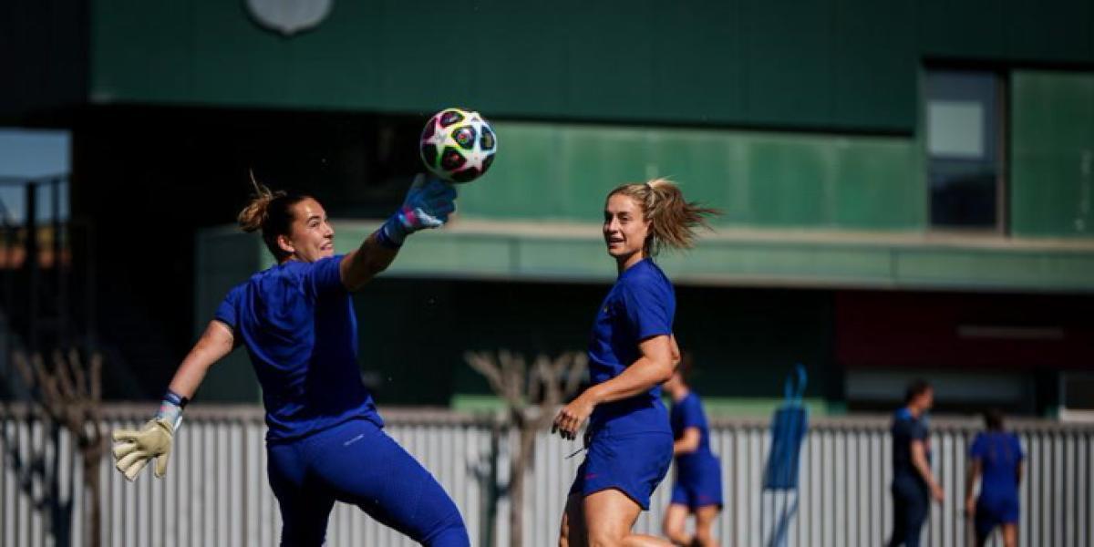 ¡Alexia ya entrena una parte con el grupo!