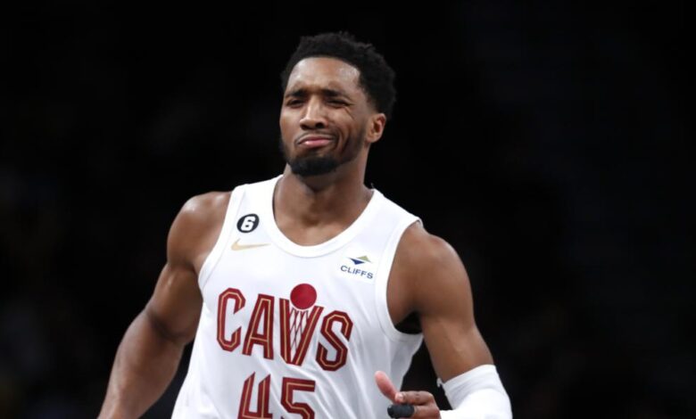 ¿El mate del año? Donovan Mitchell saca el animal que lleva dentro
