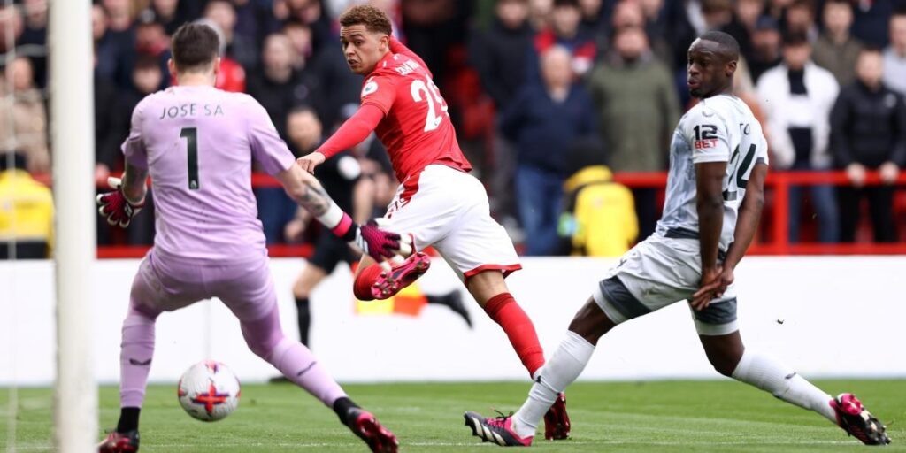 1-1: El Forest perdona a los Wolves de un Lopetegui furioso