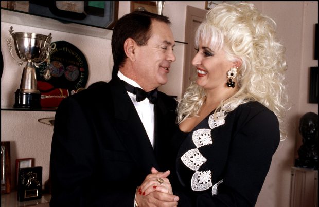 Raquel Mosquera y Pedro Carrasco posando / Gtres