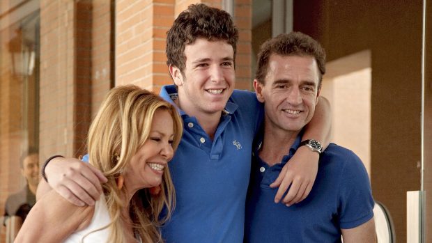 Ana Obregón, Aless Lequio y Alessandro Lequio. / Gtres