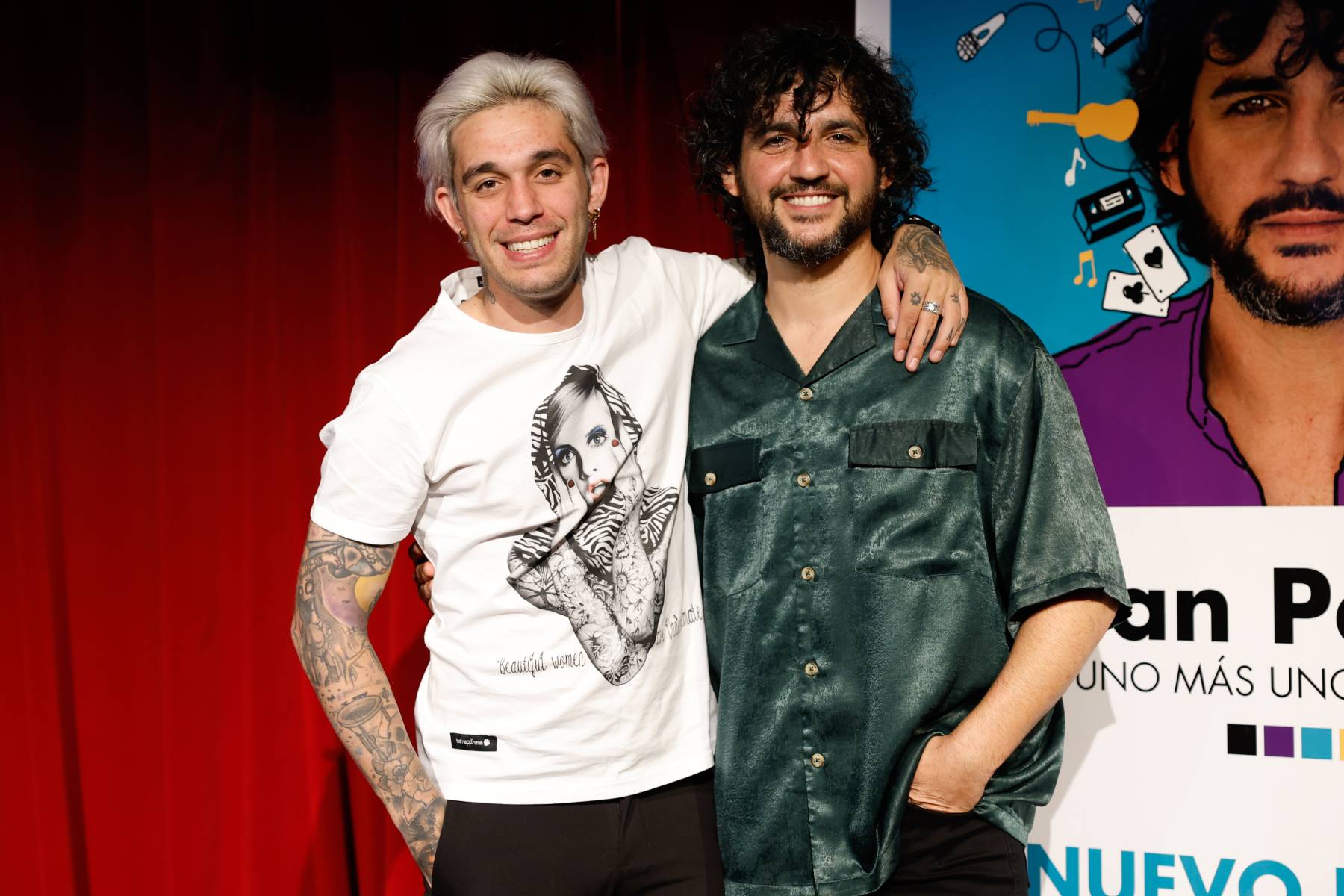 Fran Perea y Victor Elias durante la presentación del álbum 'Uno más uno son 20'/ Gtres