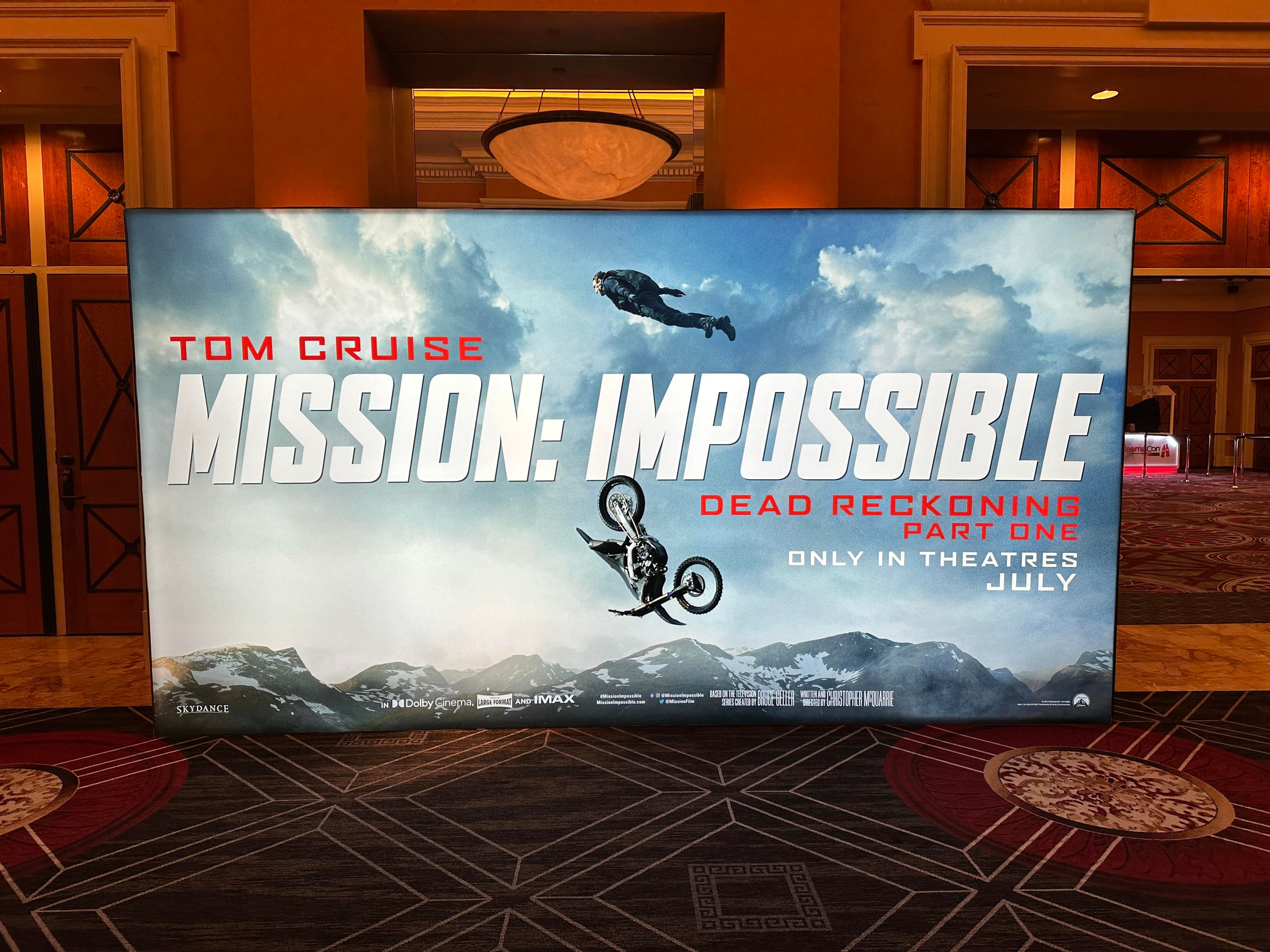 mision-imposible-dead-reckoning-cinemacon-standee.jpg
