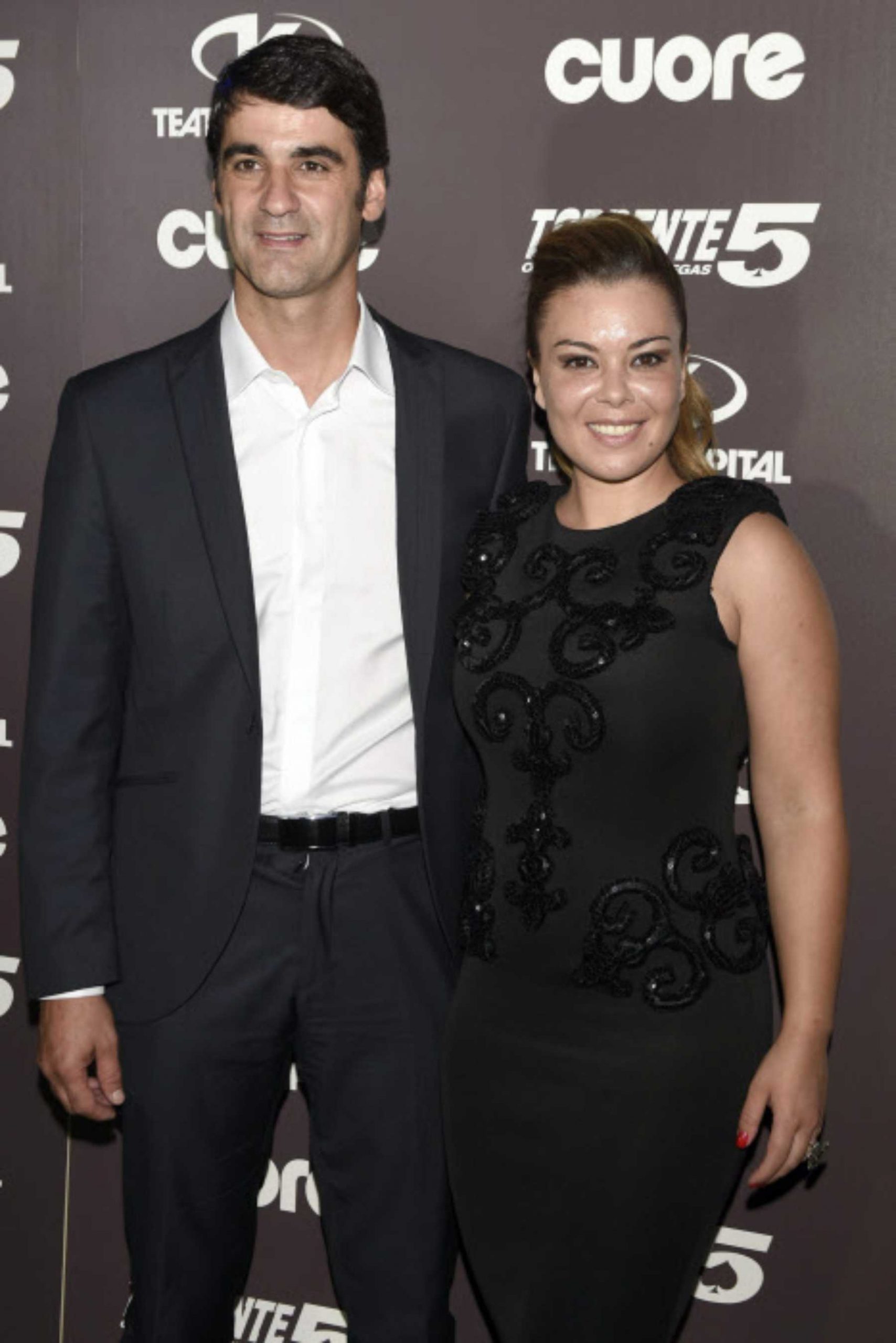 Jesulín de Ubrique y Maria José Campanario en un photocall / Gtres