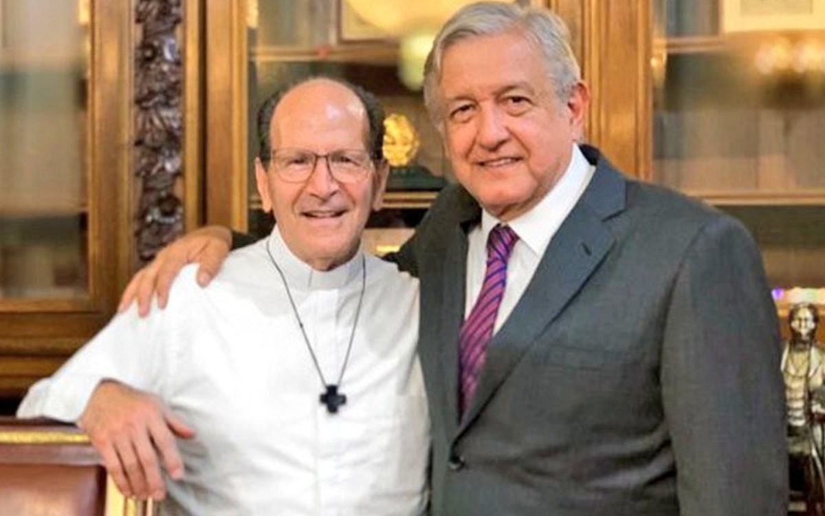 AMLO alista propuesta para desaparecer el INM: Solalinde