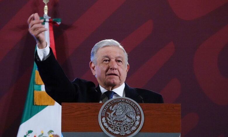 AMLO anuncia reforma a INM y consejo sobre migración