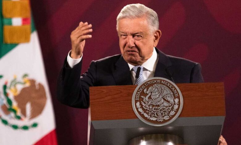 AMLO propone eliminar órgano anticorrupción