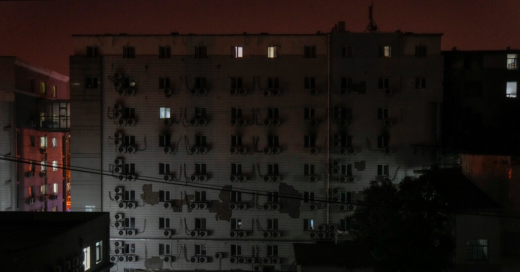 Al menos 21 muertos tras incendio en hospital de Beijing