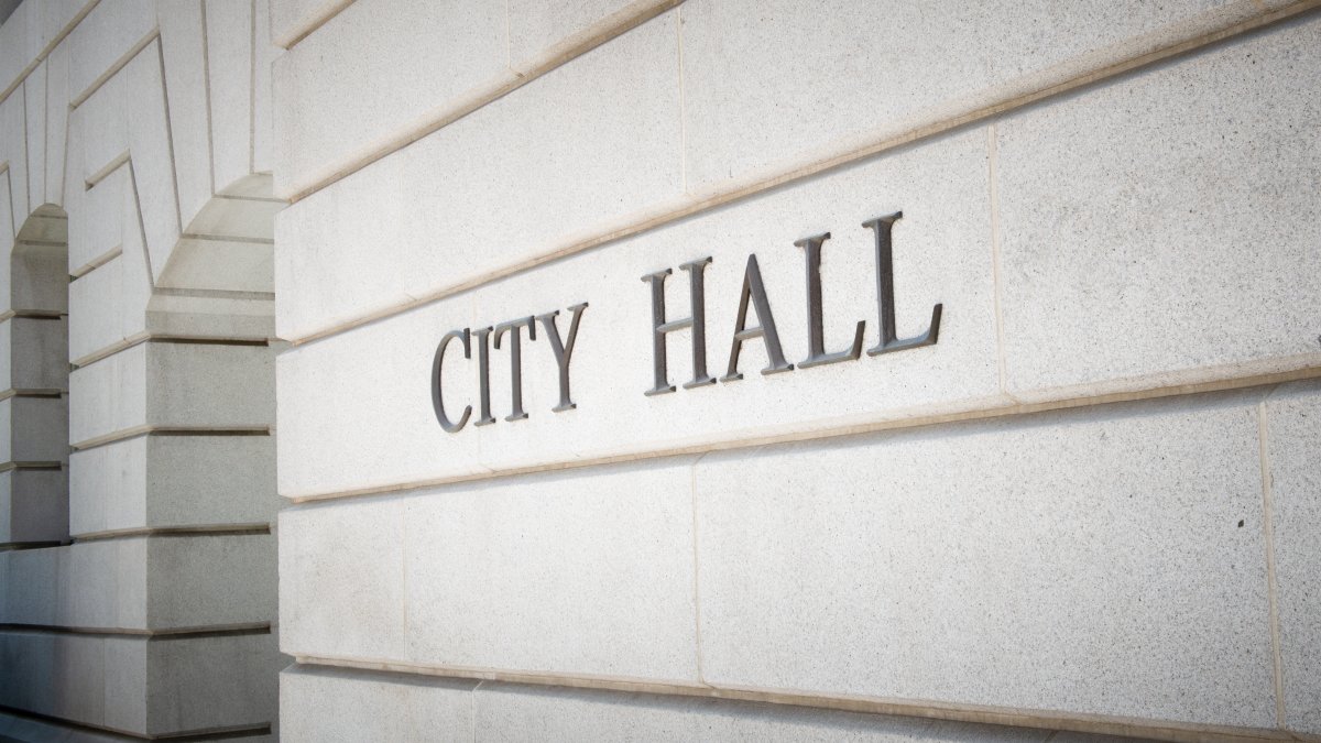 Alcaldía de Los Ángeles aprueba nuevo programa de servicios legales para inmigrantes