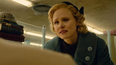 Alison Pill in Hello Tomorrow 105