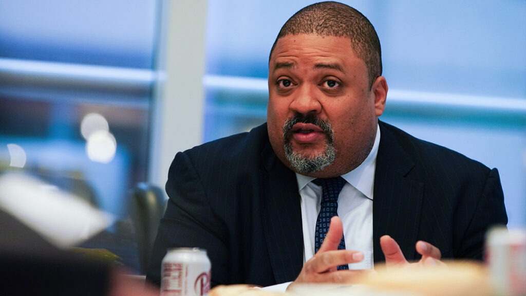 Alvin Bragg demanda a Jim Jordan tras investigación