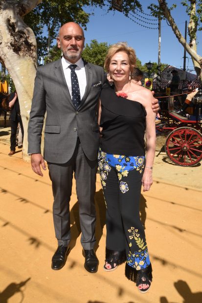 Ana Rosa Quintana y Juan Muñoz en la Feria de Abril / Gtres
