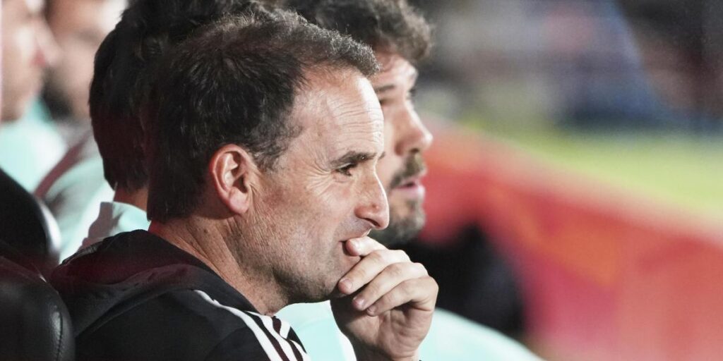 Arrasate tira de rotación con Osasuna en Liga