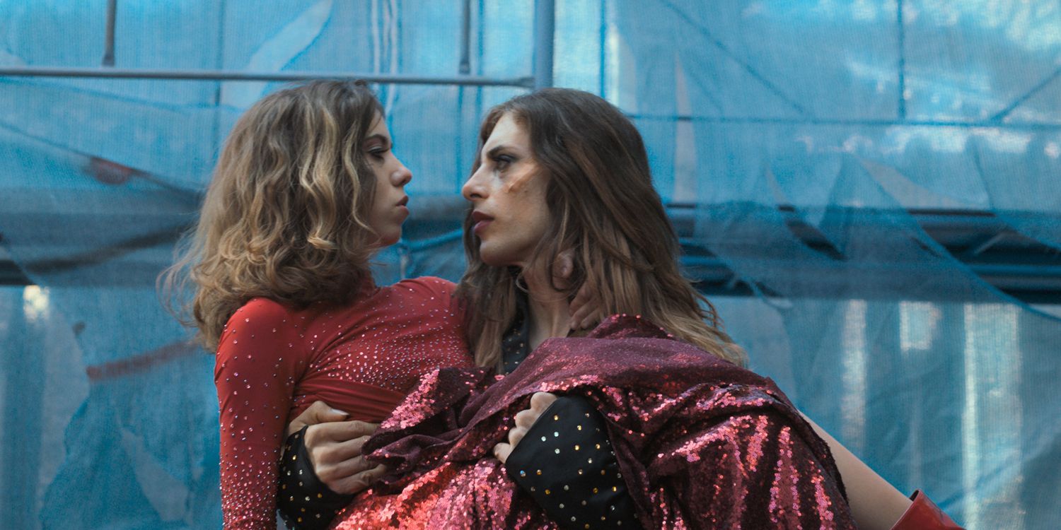 Artistas carteristas toman Atenas por sorpresa en el tráiler de Broadway [EXCLUSIVE]