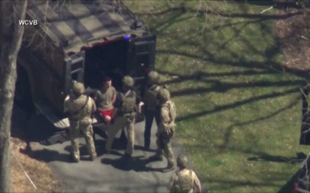 Así fue el arresto de Jack Teixeira, acusado de filtrar documentos clasificados | Video