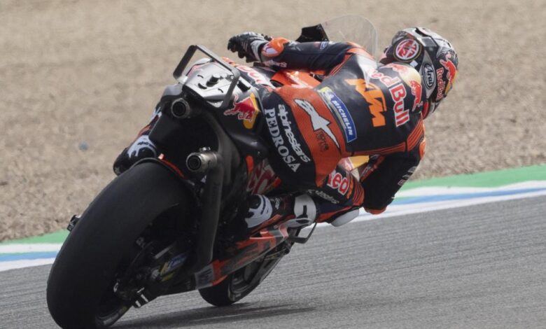 Así recibió su equipo a Dani Pedrosa tras su gesta en Jerez