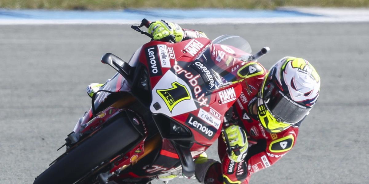 Bautista sella el triplete en Assen y el triunfo 400 de Ducati