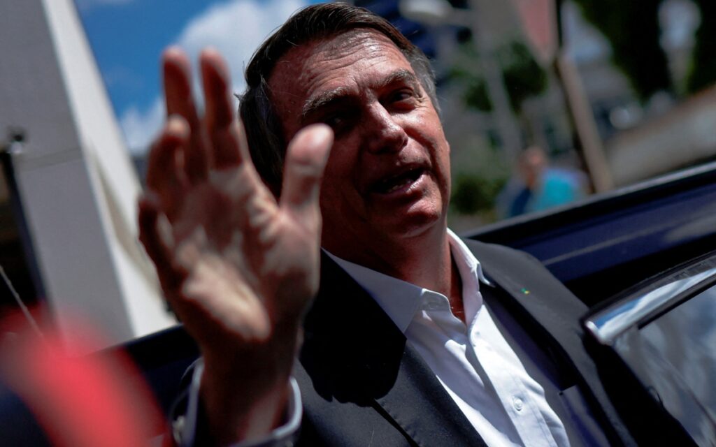 Bolsonaro niega ante Policía Federal responsabilidad en protestas contra Lula