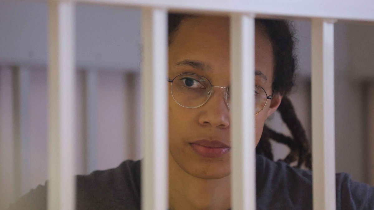 Brittney Griner exige liberación de periodista estadounidense detenido en Rusia