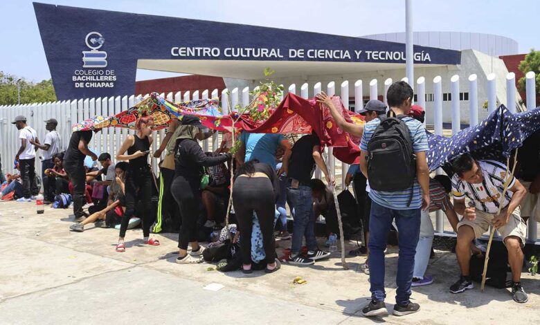 Chiapas: Miles de migrantes solicitan permisos de libre tránsito rumbo a EU
