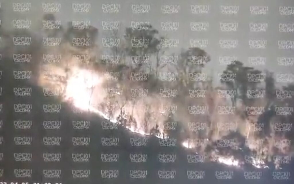 Controlan incendio en Cerro de la Estrella, escenario de la crucifixión