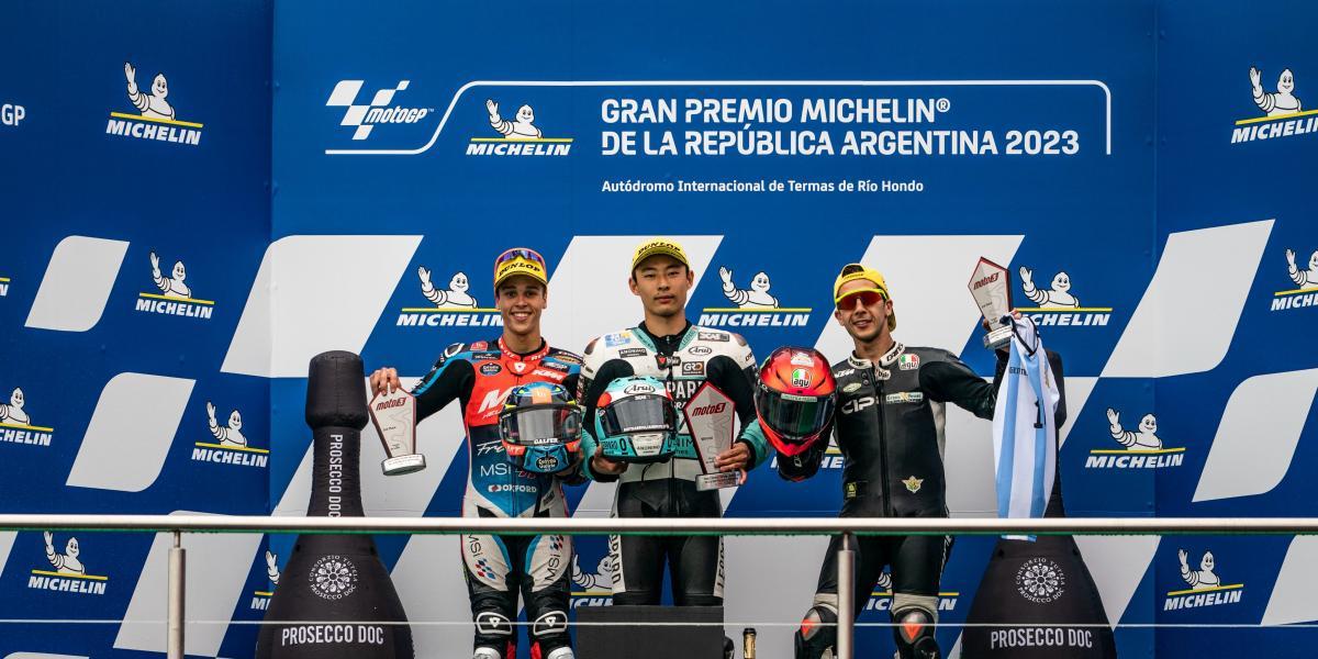 De pedirle un dineral y quedarse sin moto, hasta el podio