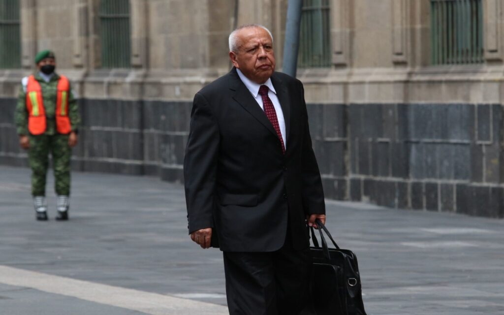 Denuncian por homicidio y lesiones a titular de Migración | Documento