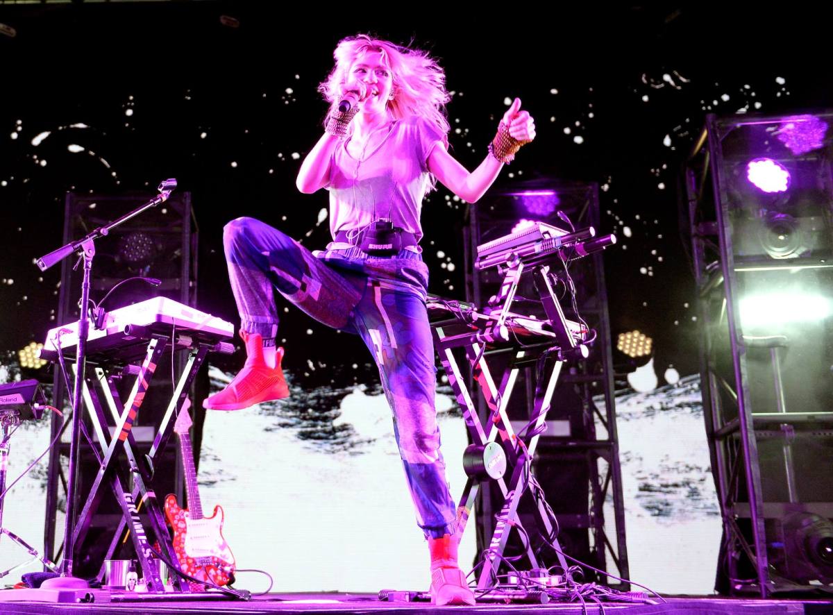 Desde DrakeGPT hasta Infinite Grimes, la música generada por IA toca la fibra sensible