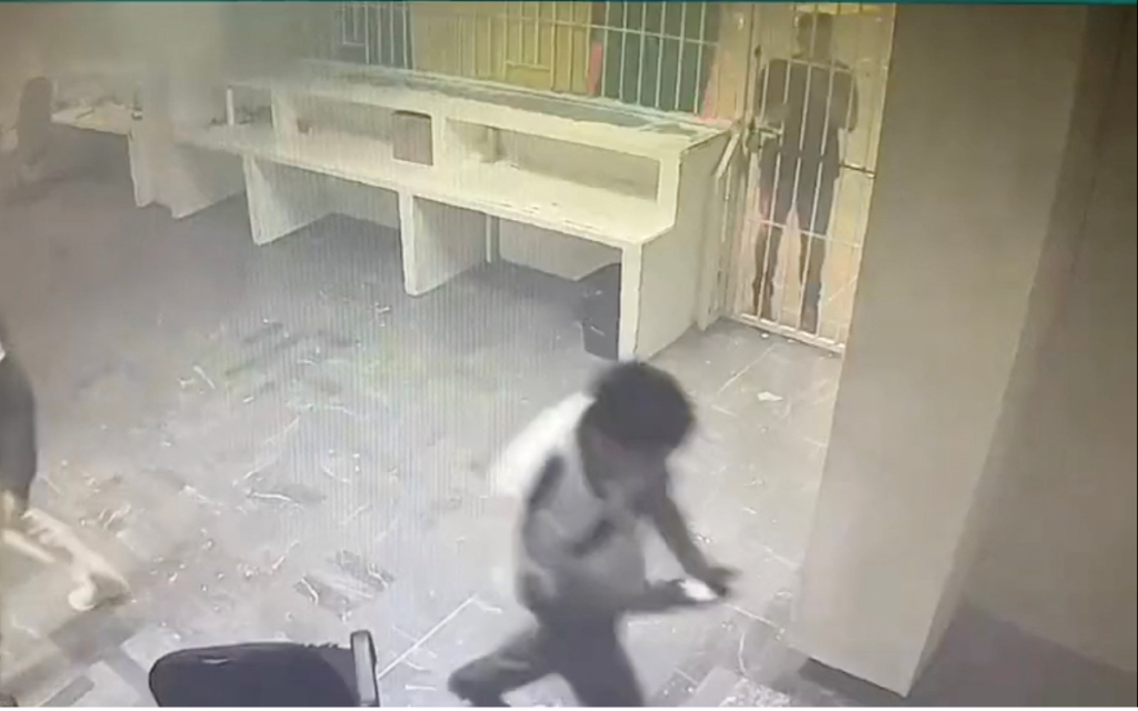 Dictan prisión preventiva a 5 detenidos por incendio en centro migratorio de Cd. Juárez