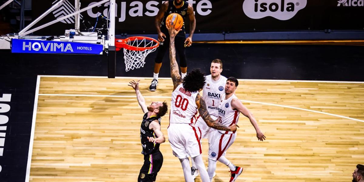 El BAXI Manresa se queda sin premio en Tenerife