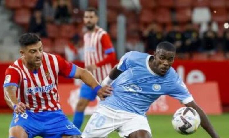 El Sporting asfixia a un Ibiza descompuesto