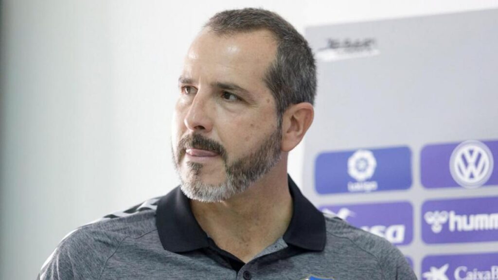 El Tenerife busca a 'su' Pedri en Gran Canaria