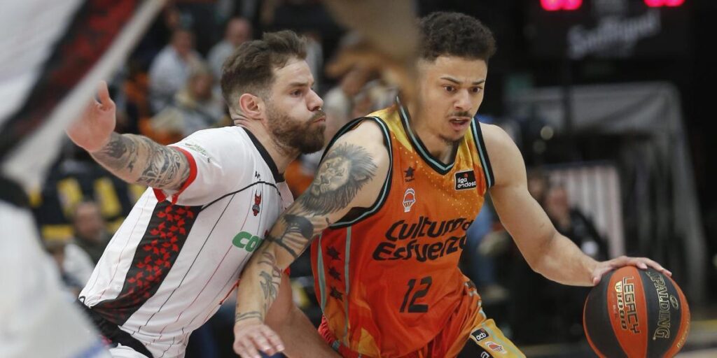 El Valencia necesita cortar ante el Betis una mala racha que ya amenaza los cruces