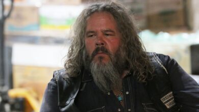 Bobby looking serious in Sons of Anarchy