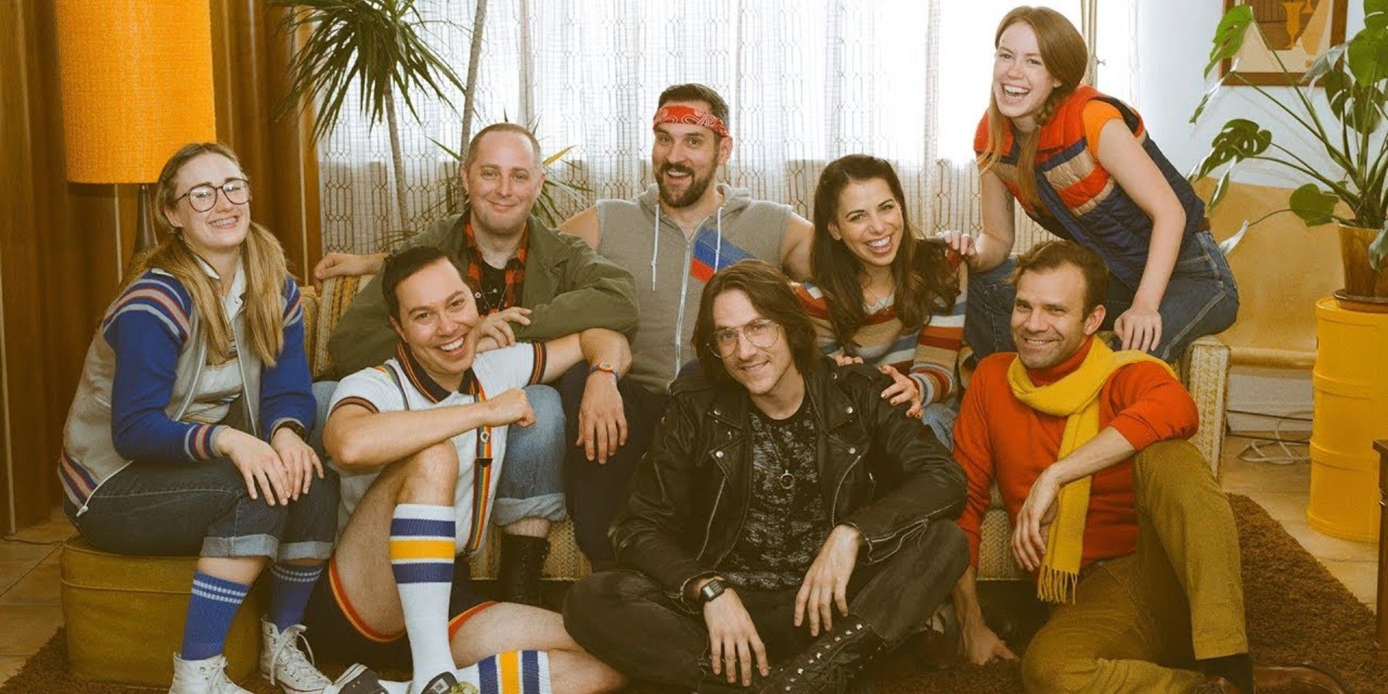 Critical Role Cast Ashley Johnson Sam Riegel Taliesin Jaffe Travis Willingham Matthew Mercer Laura Bailey Marisha Ray Liam O'Brien Dungeons and Dragons
