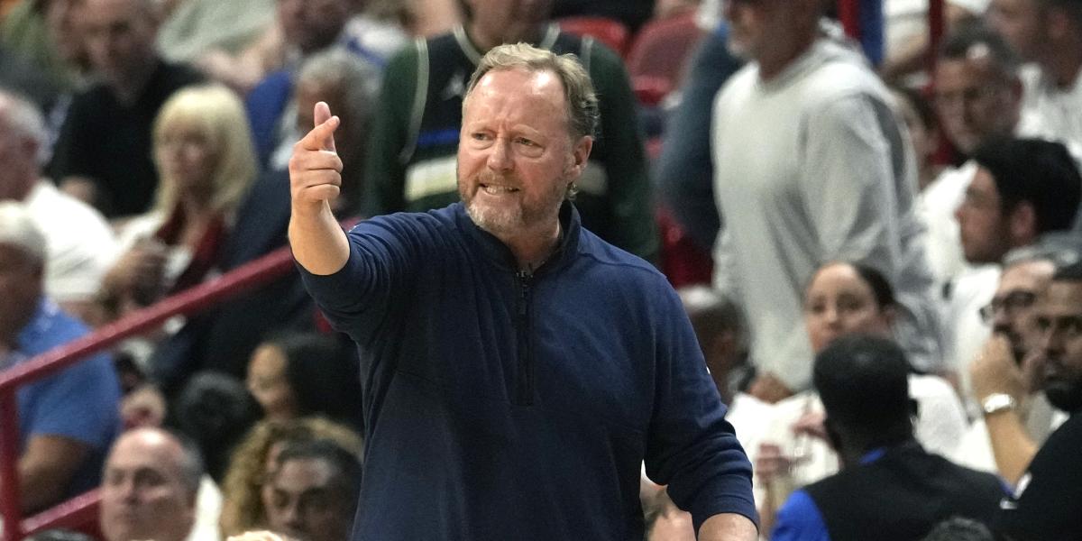 El entrenador de los Bucks ha pasado por un drama familiar en playoffs