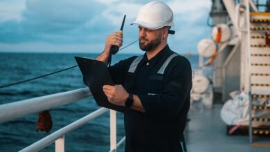 El nuevo SeaGPT de Greywing resuelve la sobrecarga de correo electrónico para los gerentes de tripulación marítima