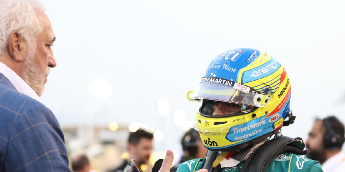 El propietario de Aston Martin sorprende con su pregunta tras los podios de Alonso