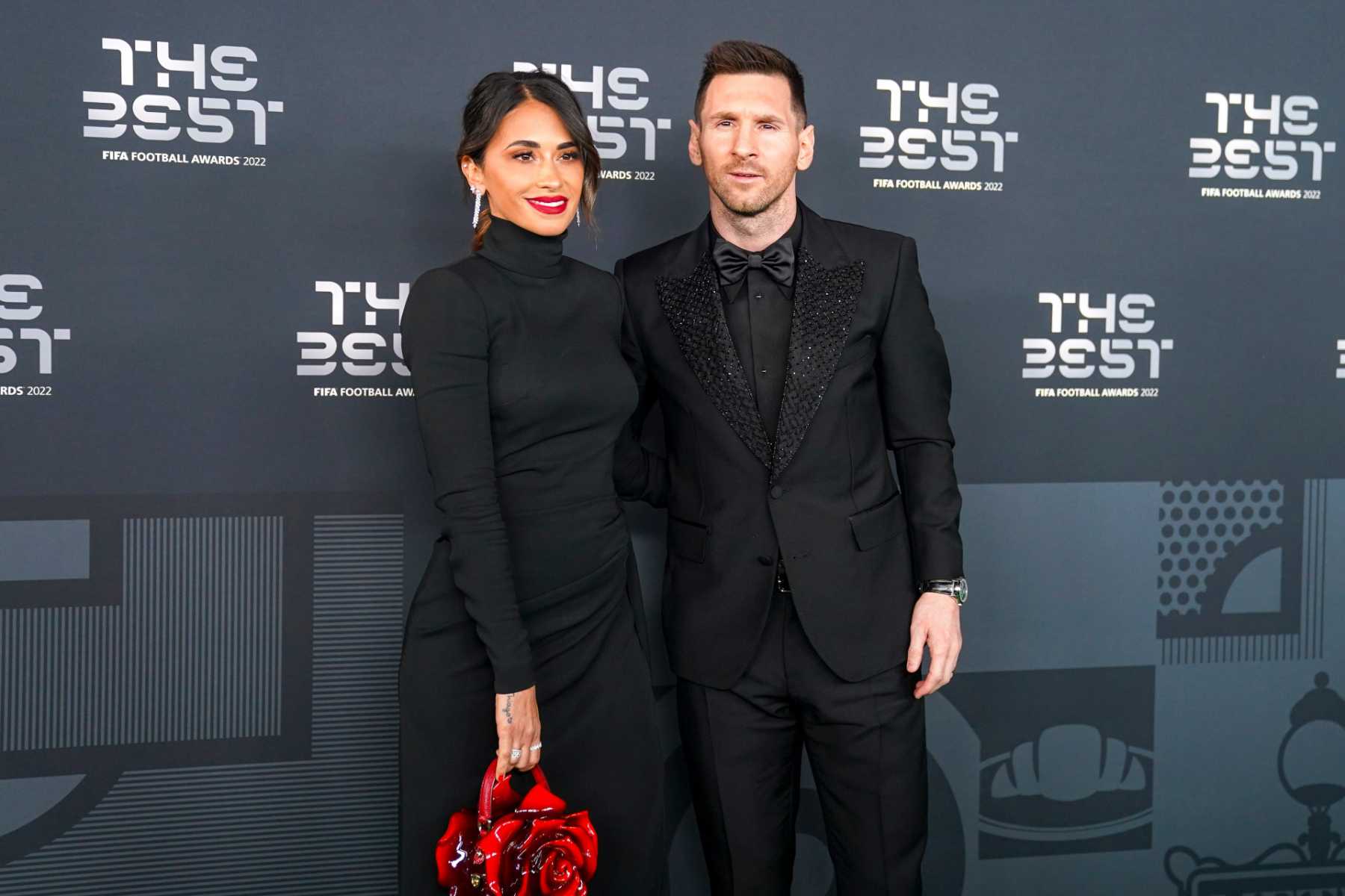 Antonella Roccuzzo y Leo Messi en un photocall / Gtres