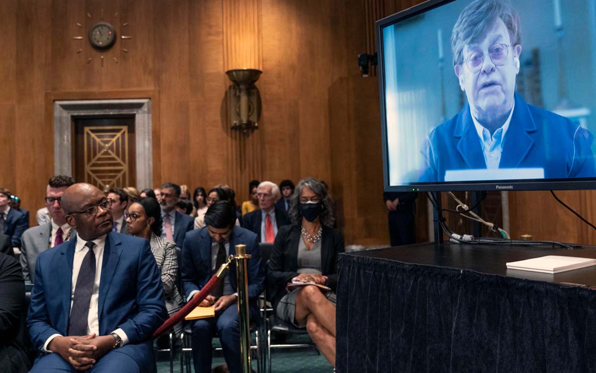 Elton John pide al Senado de EU “pisar el acelerador” ante el VIH-Sida