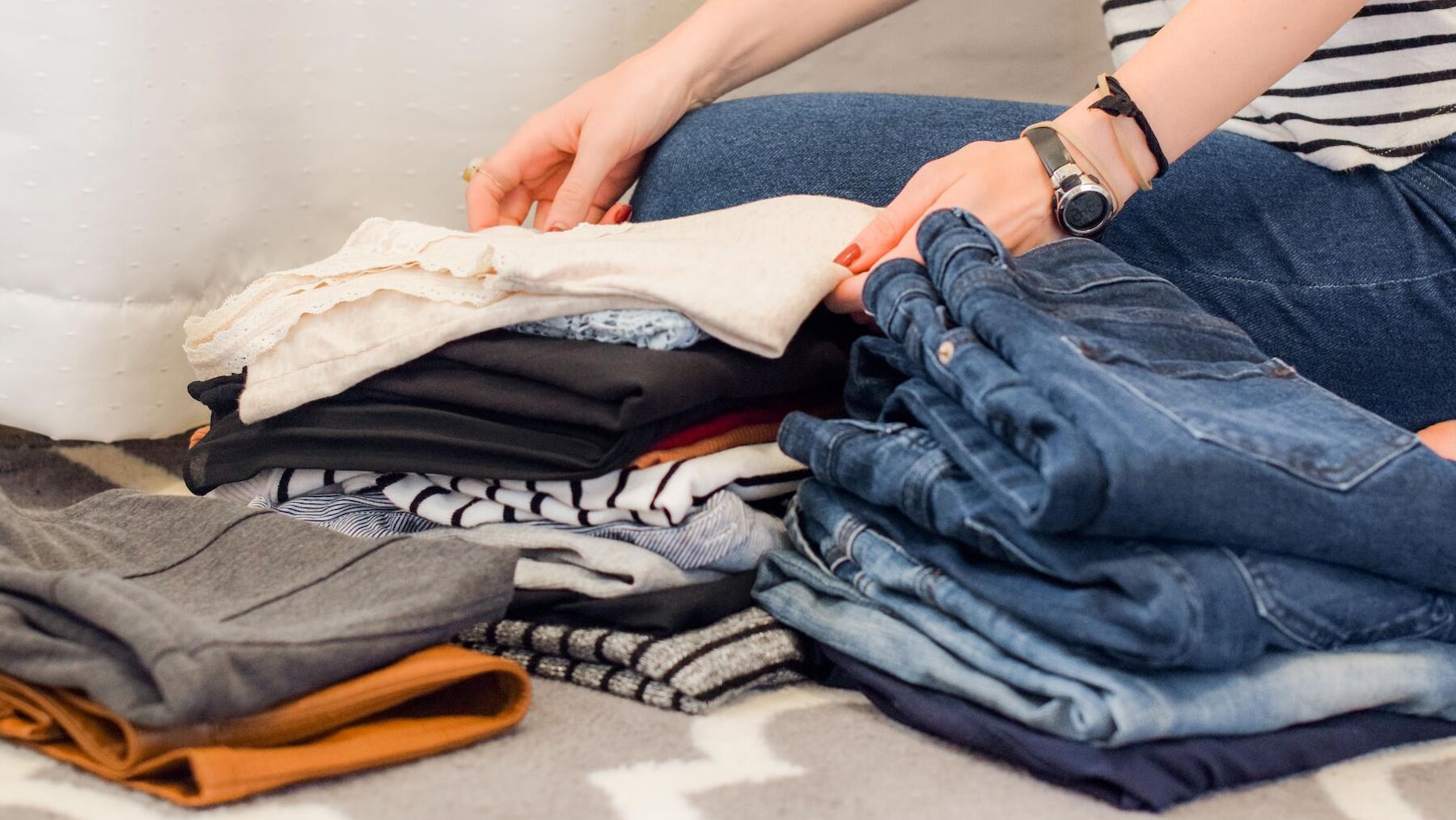 Esto es lo que una experta en orden jamás haría en un cambio de armario