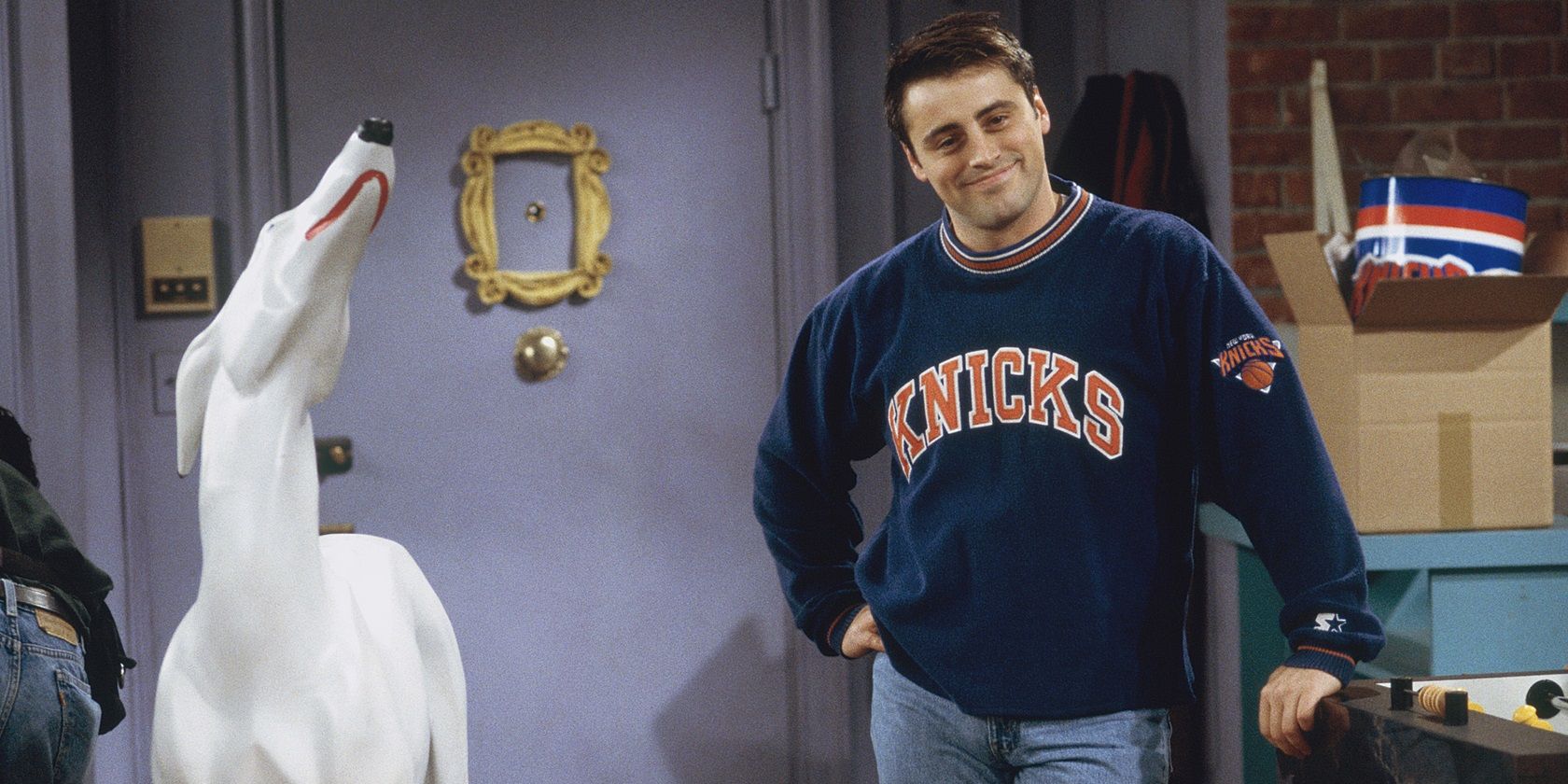 Explicación de la estatua del perro de Friends