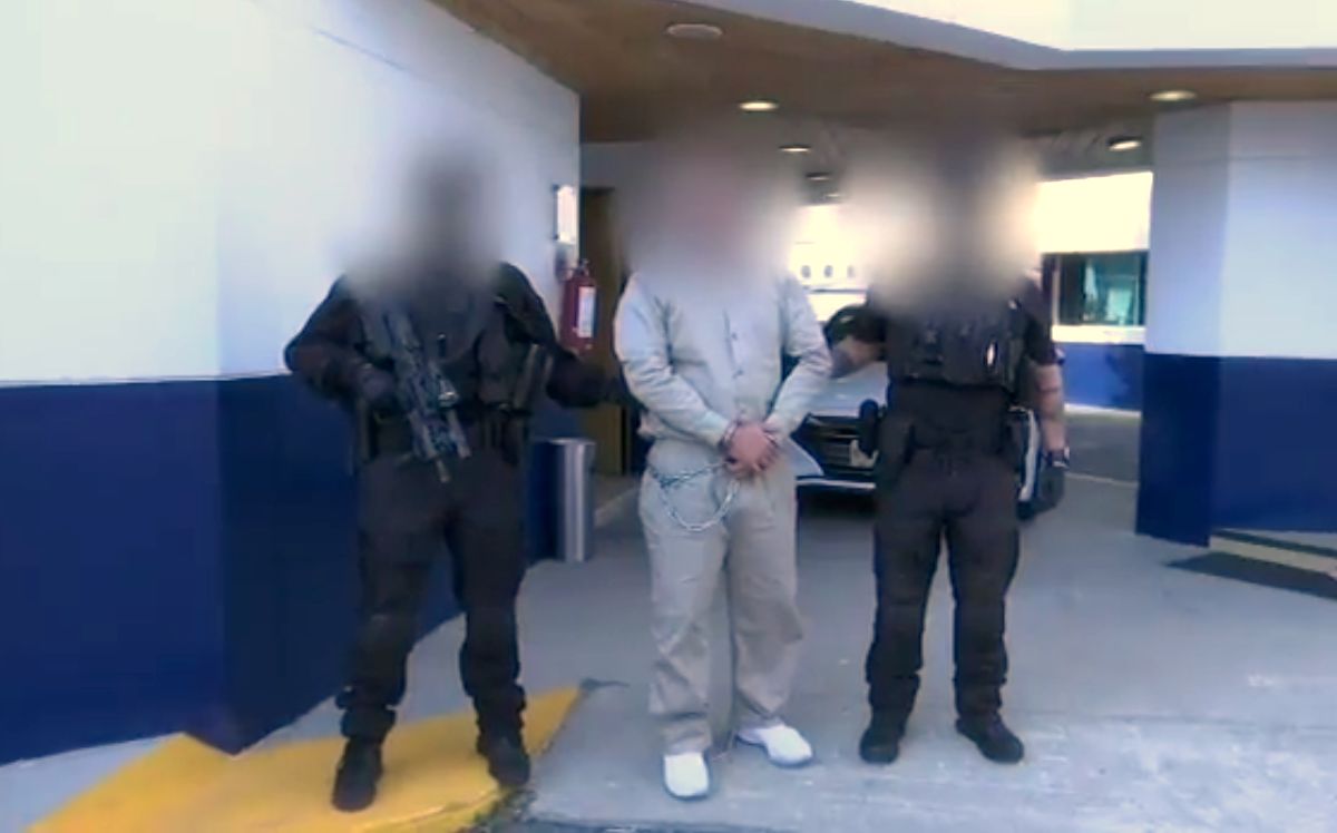 FGR entrega a EU al ‘Cholo Iván’, jefe de seguridad del ‘Chapo’ Guzmán