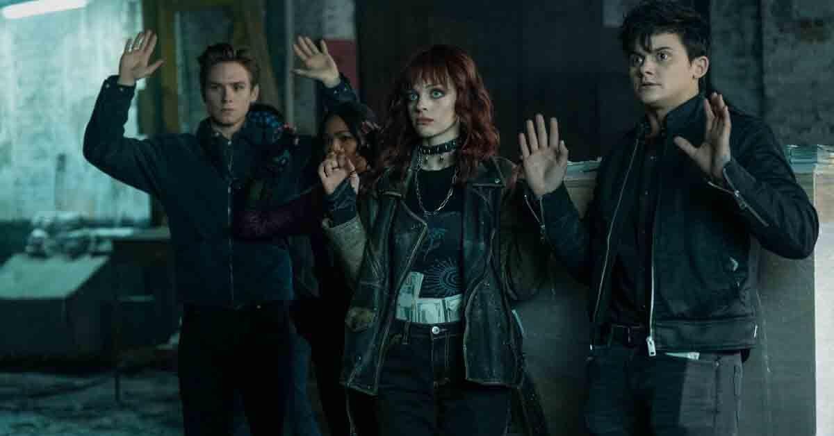 Gotham Knights: Las cosas se ponen tensas para los Caballeros en nuevas fotos de “Más dinero, más problemas”