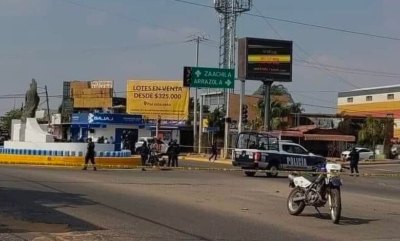 Hallan restos humanos en dos maletas cerca del cuartel de la Policía de Xoxocotlán, Oaxaca
