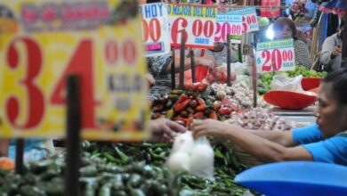 Inflación desacelera a menor nivel en 15 meses: Inegi